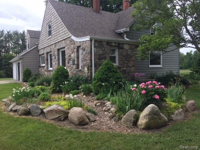 4677 Hollenbeck Road Columbiaville, MI 48421 - Photo 2 of 19 IMG_2961(1).JPG