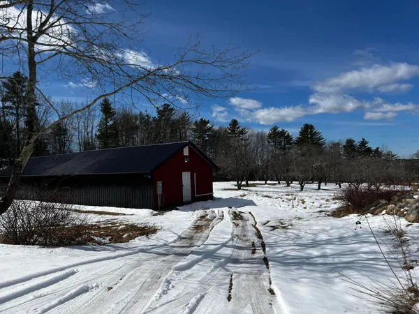 $649,900 | 704 Gardiner Road, Wiscasset, ME 04578