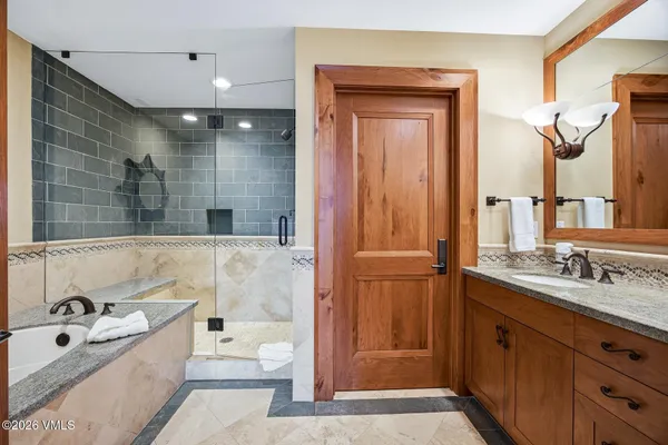 $5,795,000 | 335 Hummingbird Drive, Unit B304, Avon, CO 81620