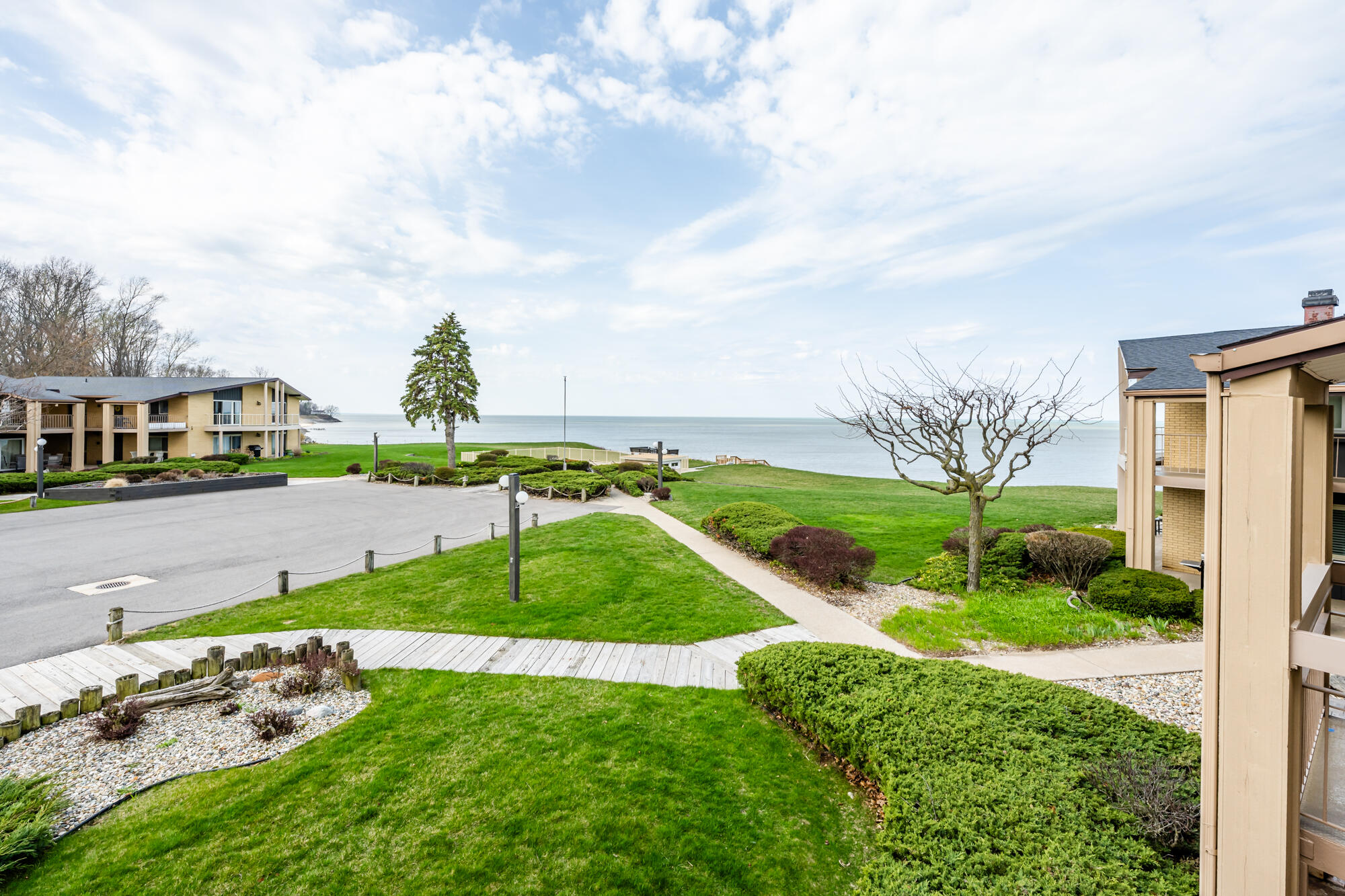 4150 Ridge Road, Unit 4 Stevensville, MI 49127 - Photo 32 of 41 Surfside-117