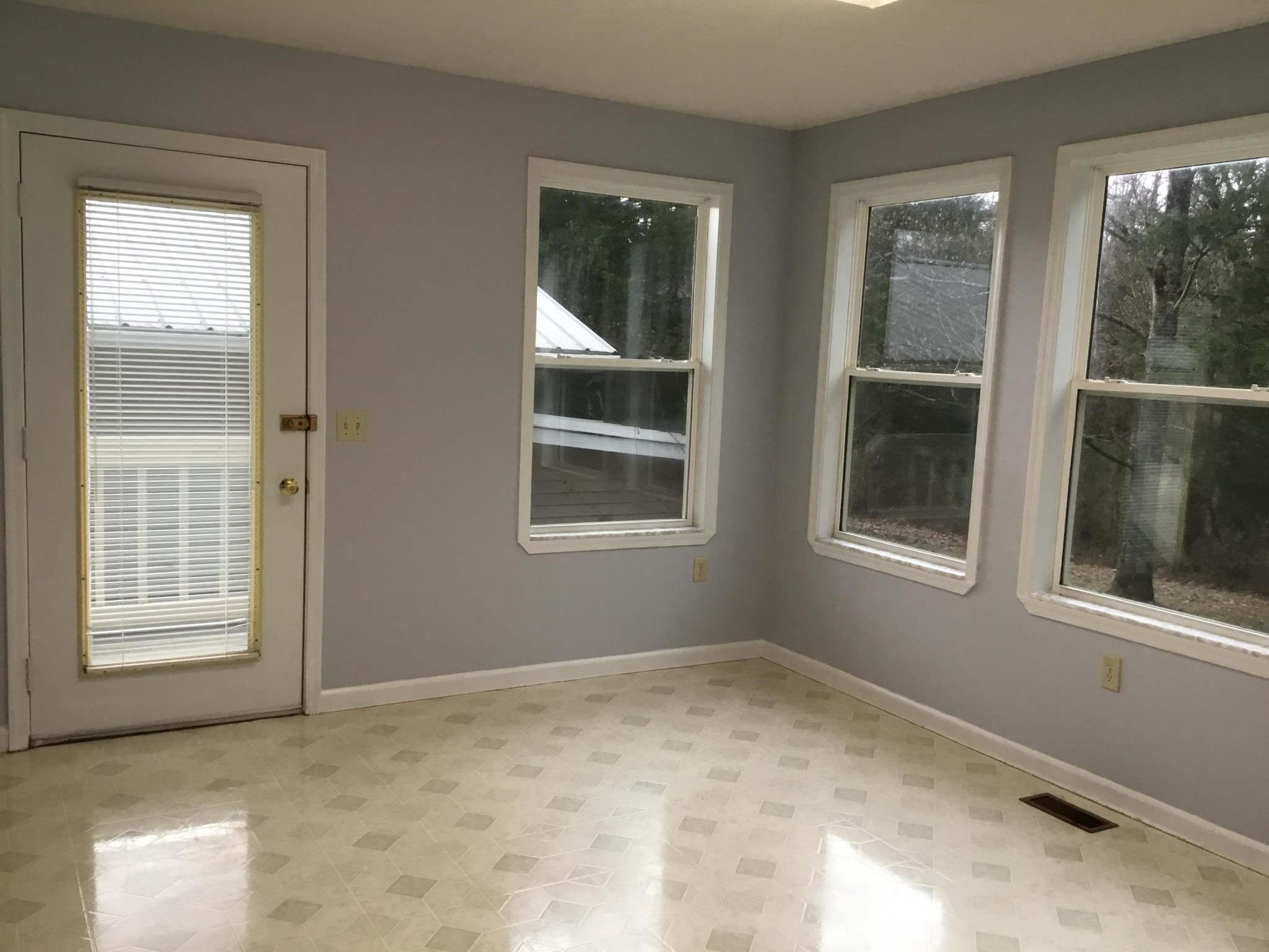 445 Cliffside Road Pikeville, TN 37367 - Photo 14 of 18 Gallery Image 14