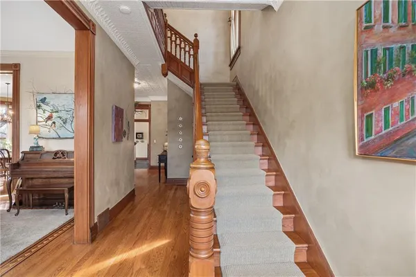 $749,900 | 2204 Ashland Avenue, St. Joseph, MO 64506