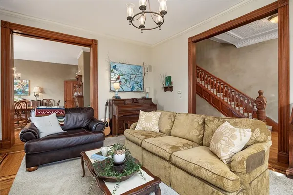 $749,900 | 2204 Ashland Avenue, St. Joseph, MO 64506