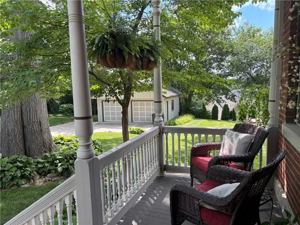 $749,900 | 2204 Ashland Avenue, St. Joseph, MO 64506