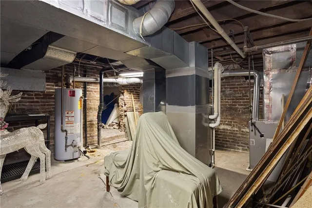 $749,900 | 2204 Ashland Avenue, St. Joseph, MO 64506