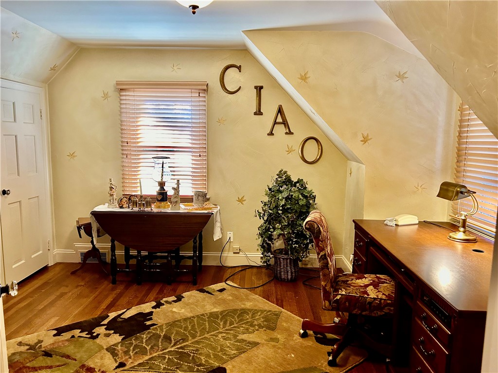 63 White Birch Road Cranston, RI 02920 - Photo 22 of 29 Bedroom # 1