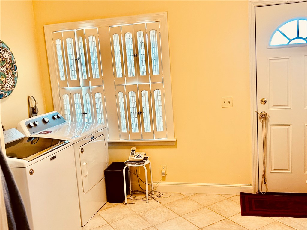 63 White Birch Road Cranston, RI 02920 - Photo 28 of 29 1st floor laundry/mud room & access to rear yard