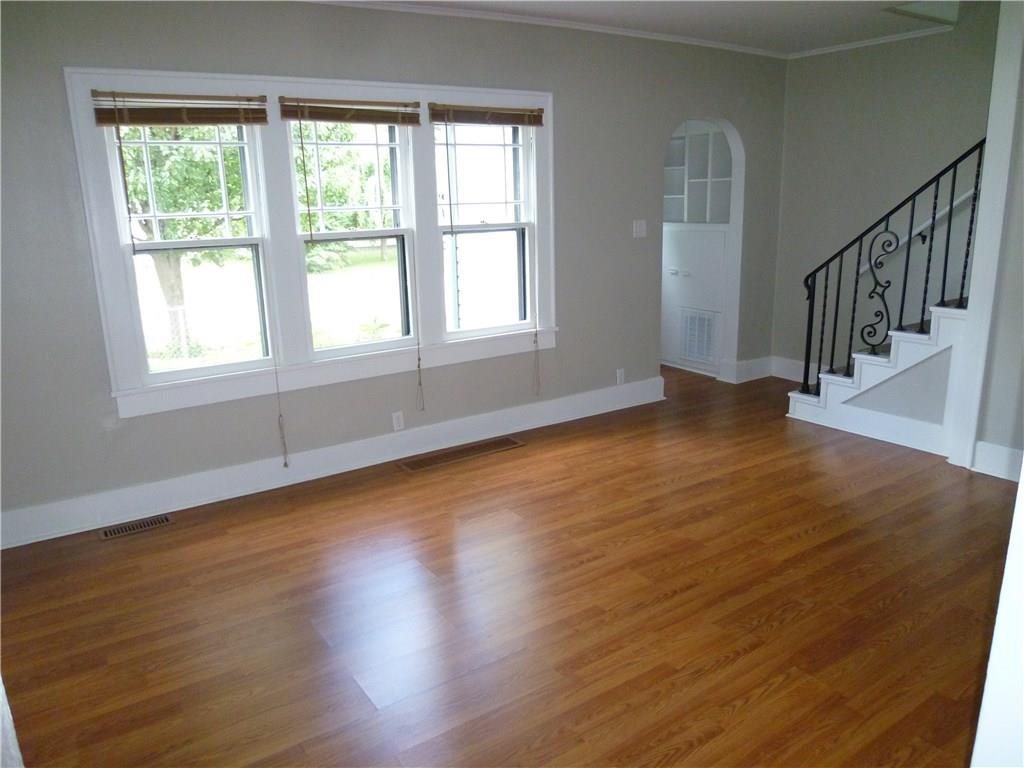 207 Vine Street Chesterfield, IN 46017 - Photo 6 of 27