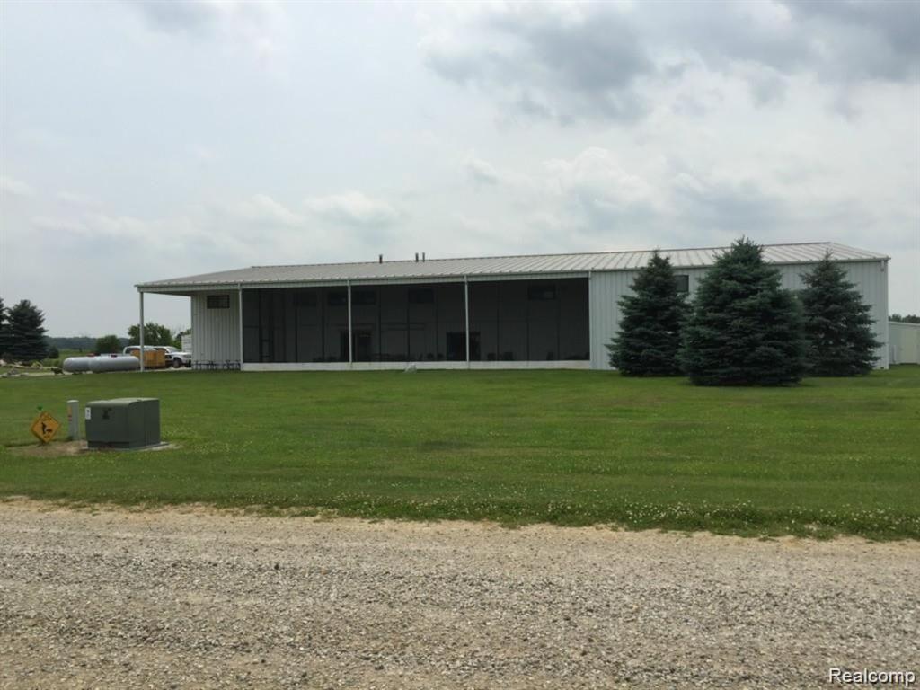 6350 Wolf Road Brown City, MI 48416 - Photo 2 of 42