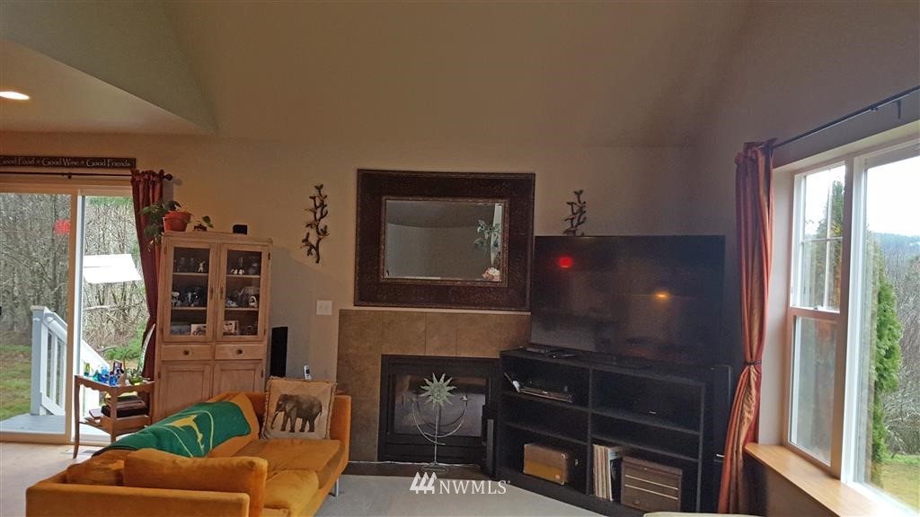 1667-17 Bunker Creek Road Chehalis, WA 98532 - Photo 5 of 22 Gallery Image 5