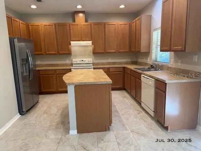 $2,650 | 1232 Willow Branch Drive, Orlando, FL 32828