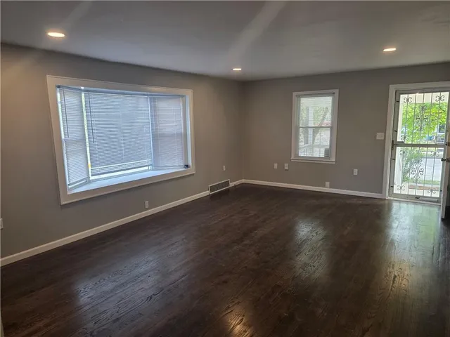 $319,000 | 1234 East 22nd Avenue, North Kansas City, MO 64116