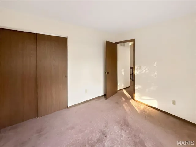 $189,900 | 312 Crown Colony Court, Unit F, St. Peters, MO 63376