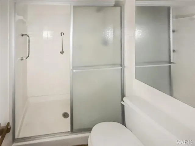 $189,900 | 312 Crown Colony Court, Unit F, St. Peters, MO 63376