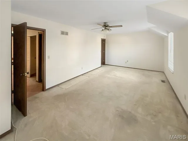 $189,900 | 312 Crown Colony Court, Unit F, St. Peters, MO 63376