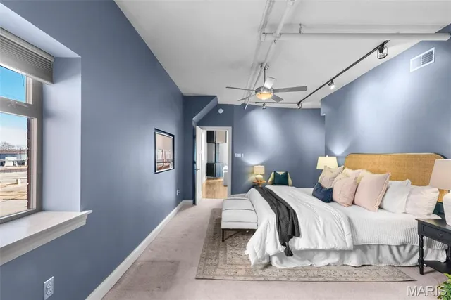 $335,000 | 4901 Washington Boulevard, Unit 2C, St. Louis, MO 63108