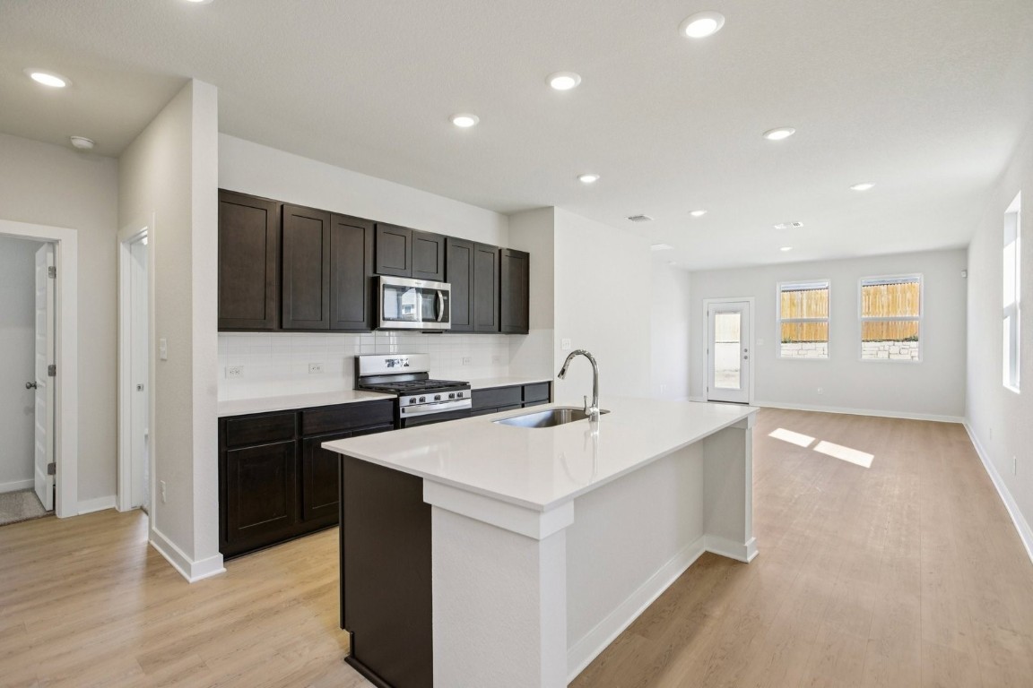 148 Two Bits Lane Elgin, TX 78621 - Photo 5 of 33