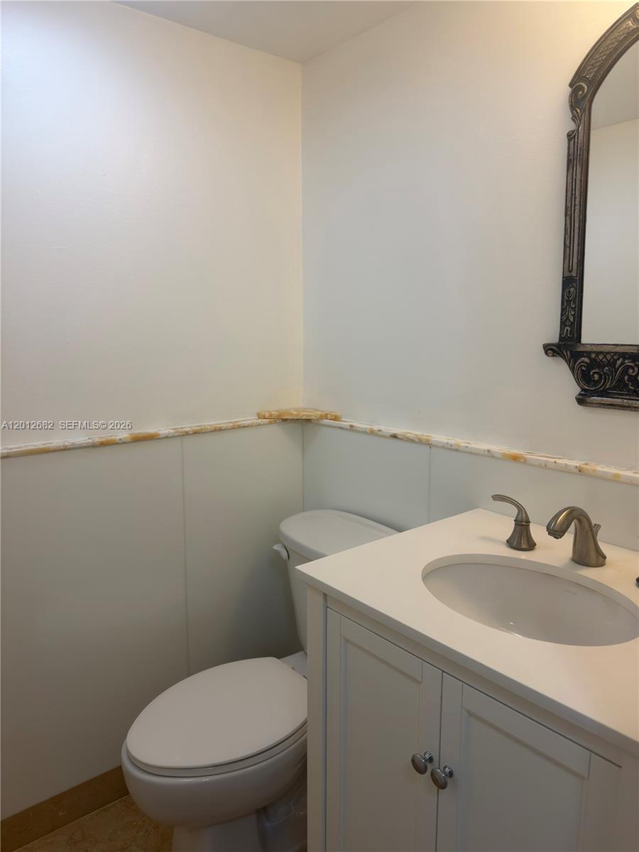 7757 Southwest 86th Street, Unit C213 Miami, FL 33143 - Photo 12 of 22 powder room