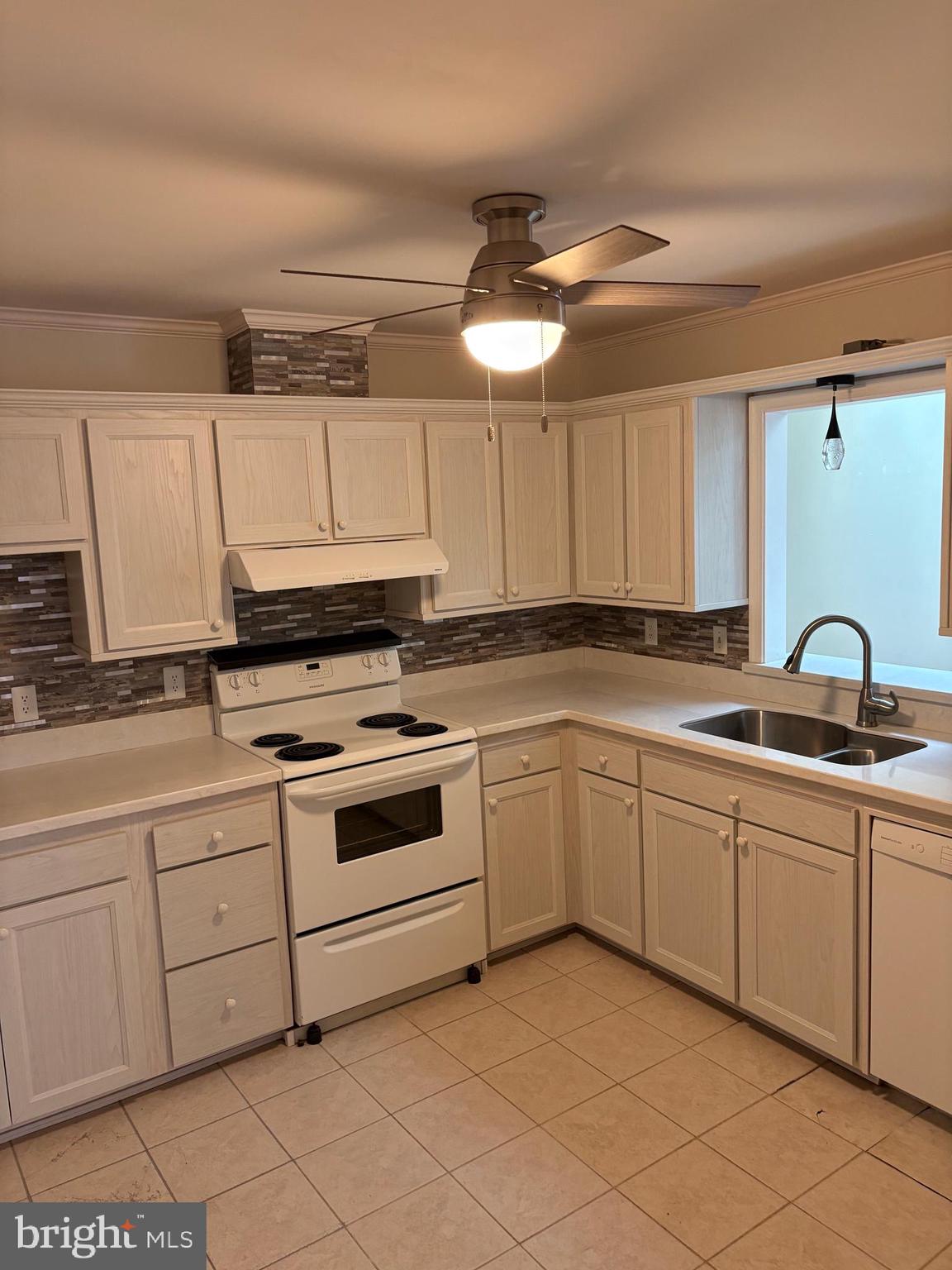 170 Windjammer Road Ocean Pines, MD 21811 - Photo 14 of 31 kitchen