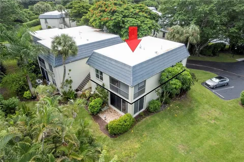 a house view with a outdoor space