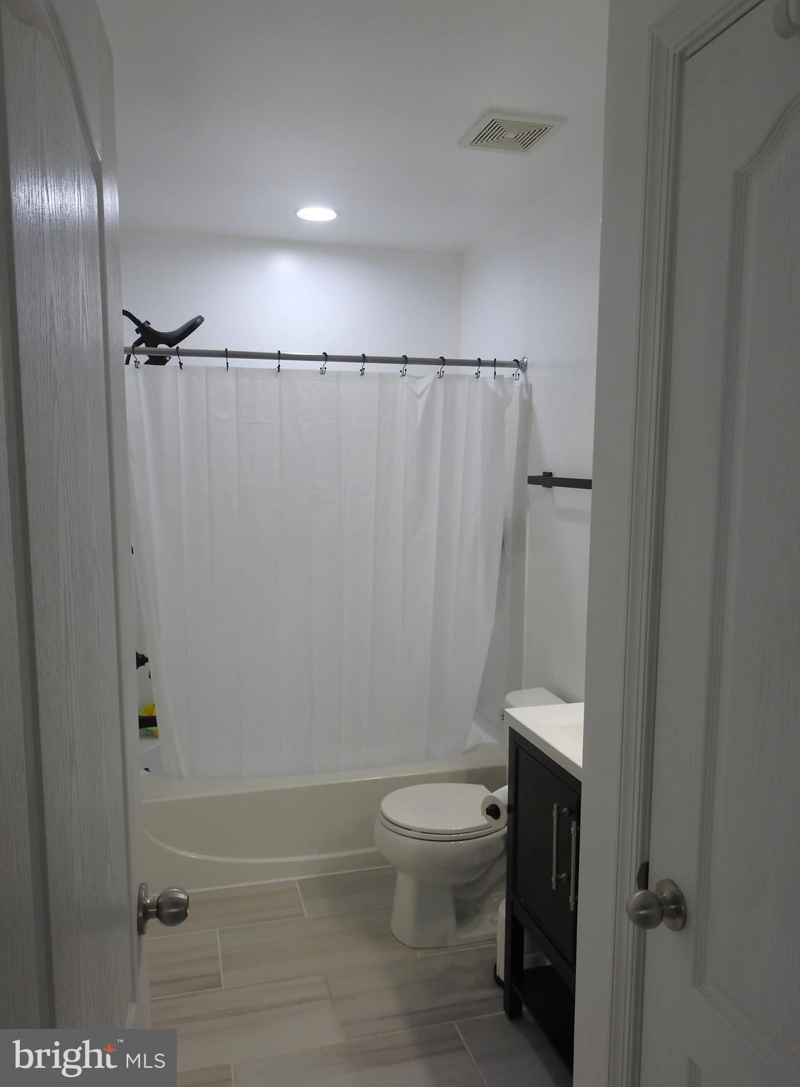 160 Hickory Ridge Circle York, PA 17404 - Photo 22 of 34 remodeled hall bath