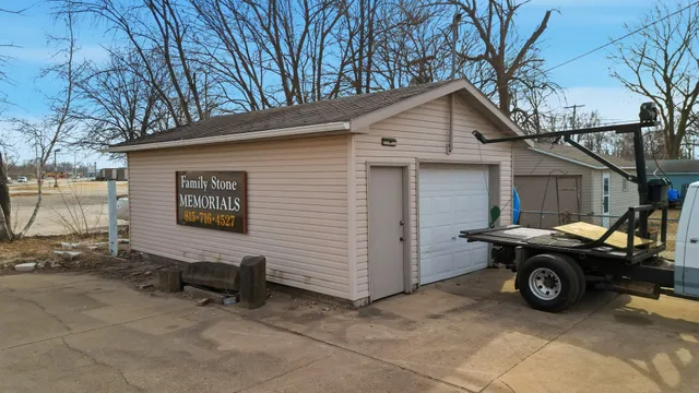 $175,000 | 603 West Rock Falls Road, Rock Falls, IL 61071