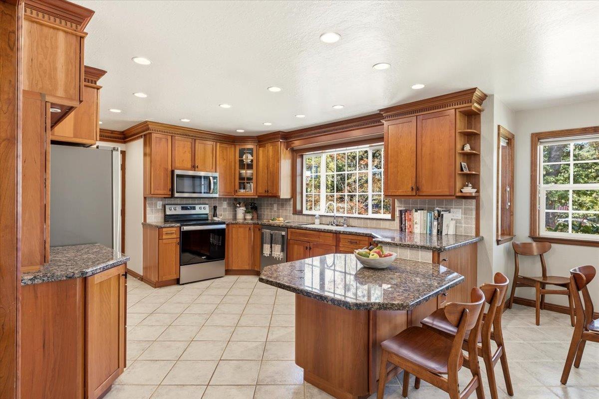 16856 Scott Way Grass Valley, CA 95949 - Photo 14 of 67