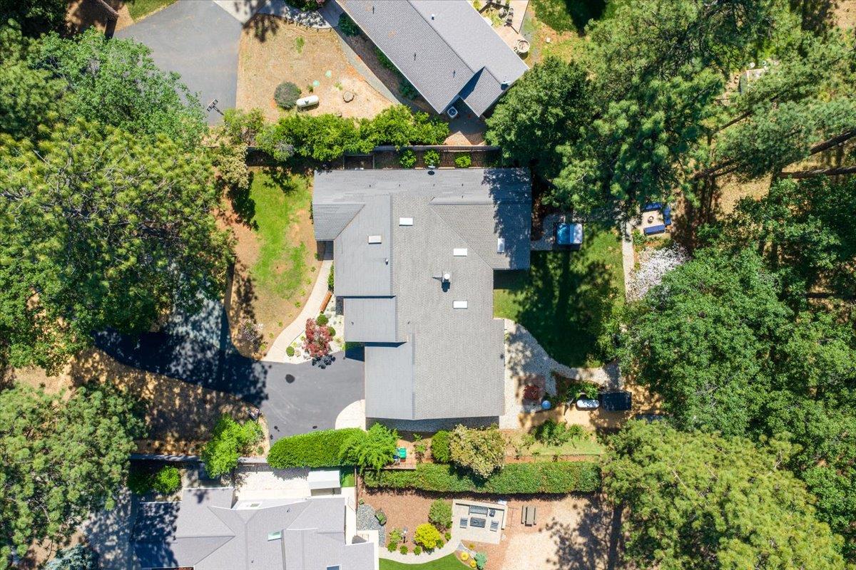 16856 Scott Way Grass Valley, CA 95949 - Photo 50 of 67 an aerial view of a house with a yard and garden