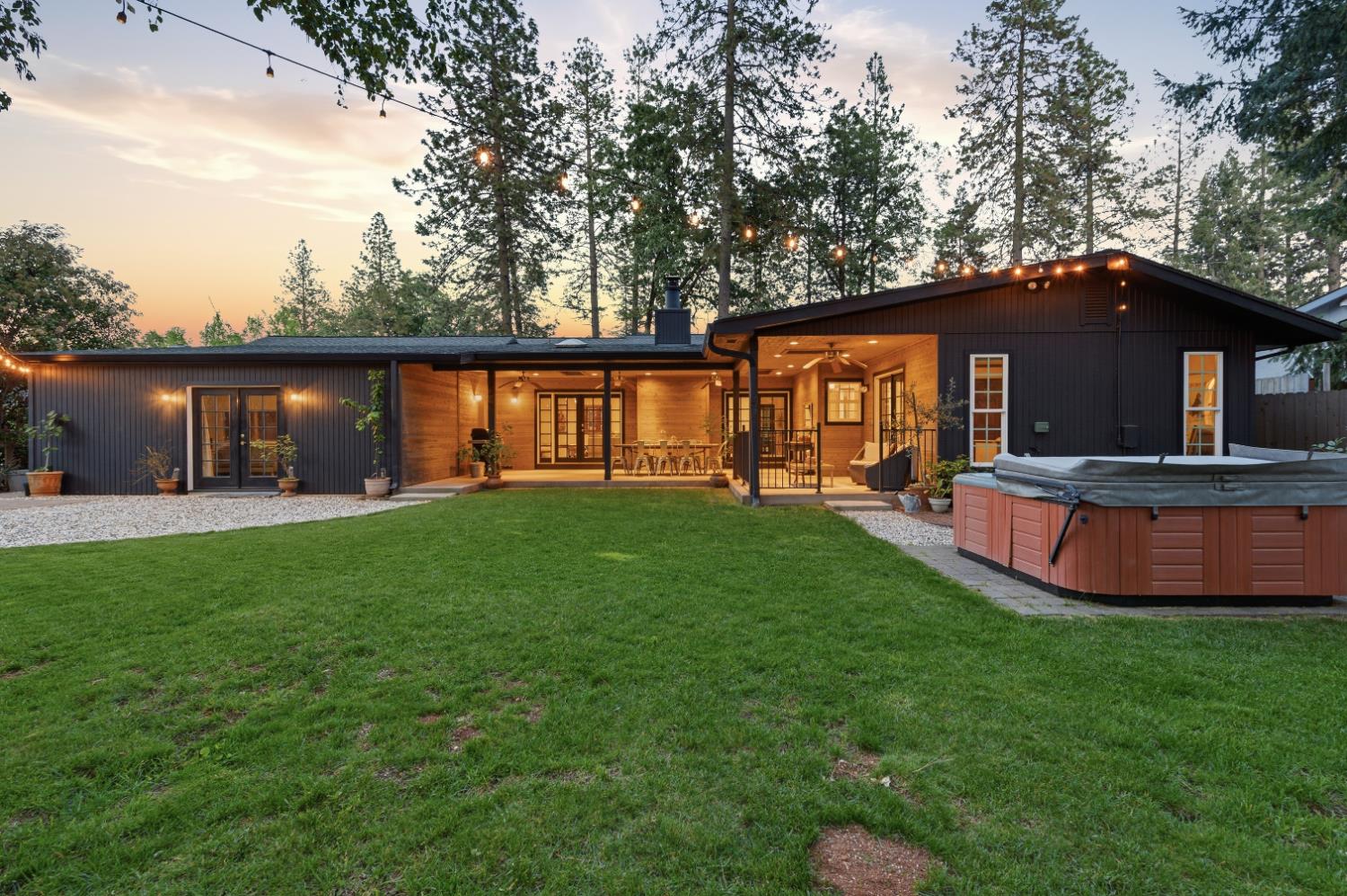 16856 Scott Way Grass Valley, CA 95949 - Photo 61 of 67 a front view of house with yard and green space