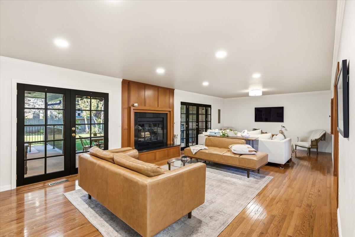 16856 Scott Way Grass Valley, CA 95949 - Photo 9 of 67 a living room with fireplace furniture and a flat screen tv