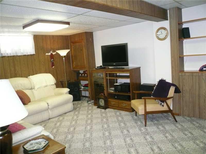 2303 Beaver Road Ambridge, PA 15003 - Photo 16 of 23 Family Room.