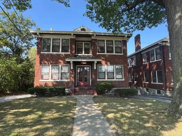 $950 | 2631 Highland Avenue, Unit 3, Cincinnati, OH 45219