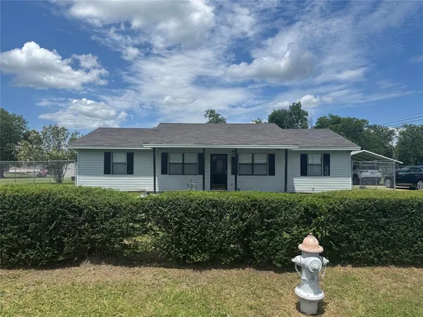 $140,000 | 207 College Mound Road, Terrell, TX 75160