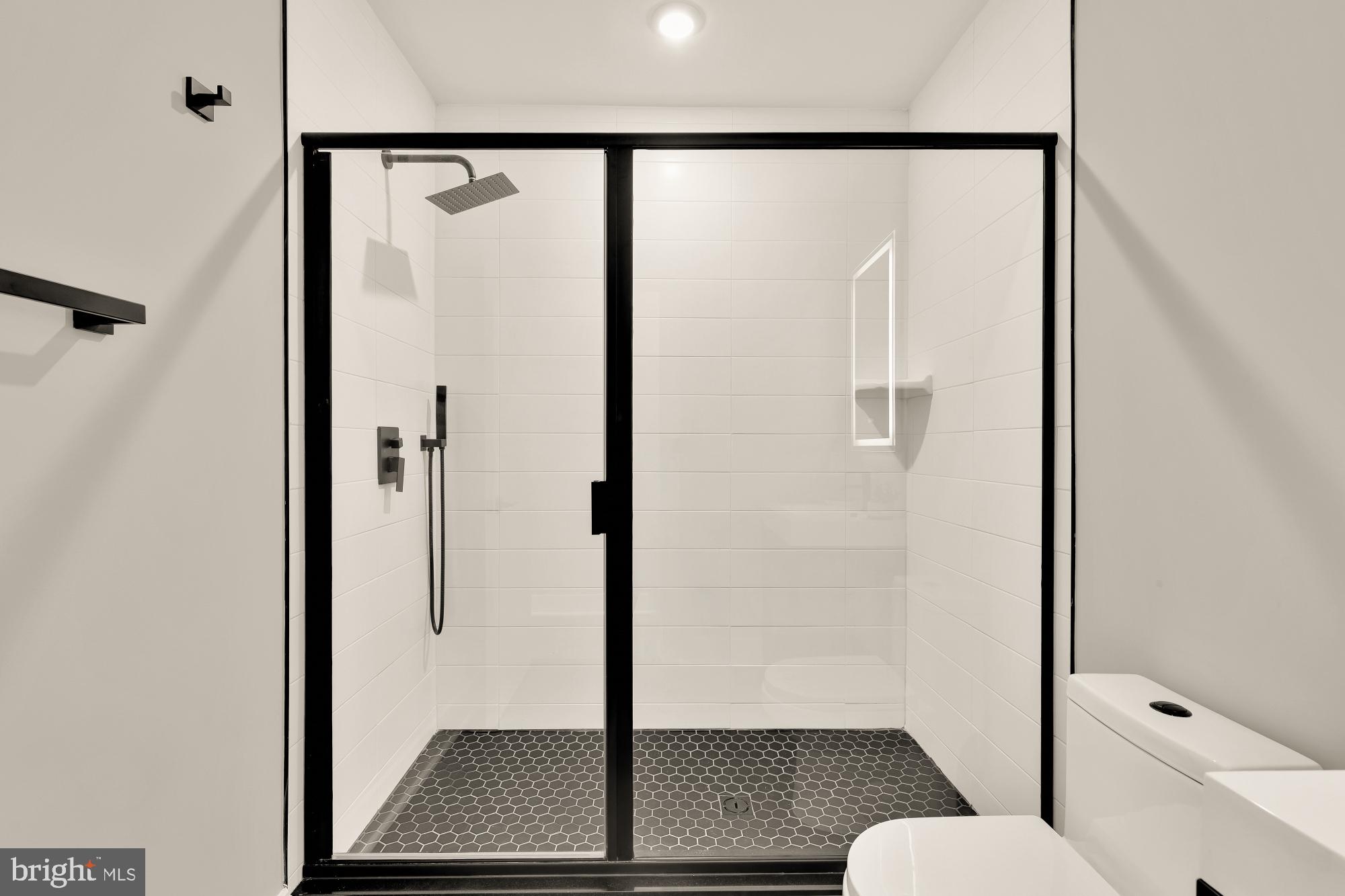 26 Todd Place Northeast, Unit 2 Washington, DC 20002 - Photo 25 of 41