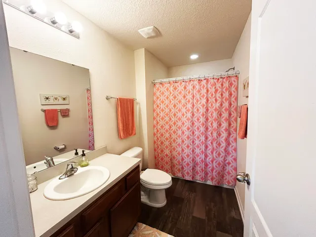 a view of a workspace with furniture