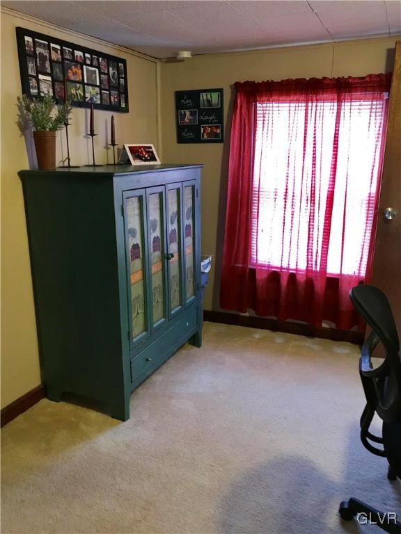 2017 Leithsville Road Hellertown, PA 18055 - Photo 21 of 25 Gallery Image 21