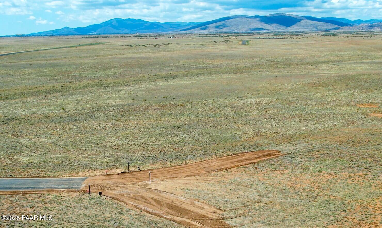8992 Barrel Mesa Road Prescott Valley, AZ 86315 - Photo 3 of 5 Copperfield 42A 4 acres with distant vi