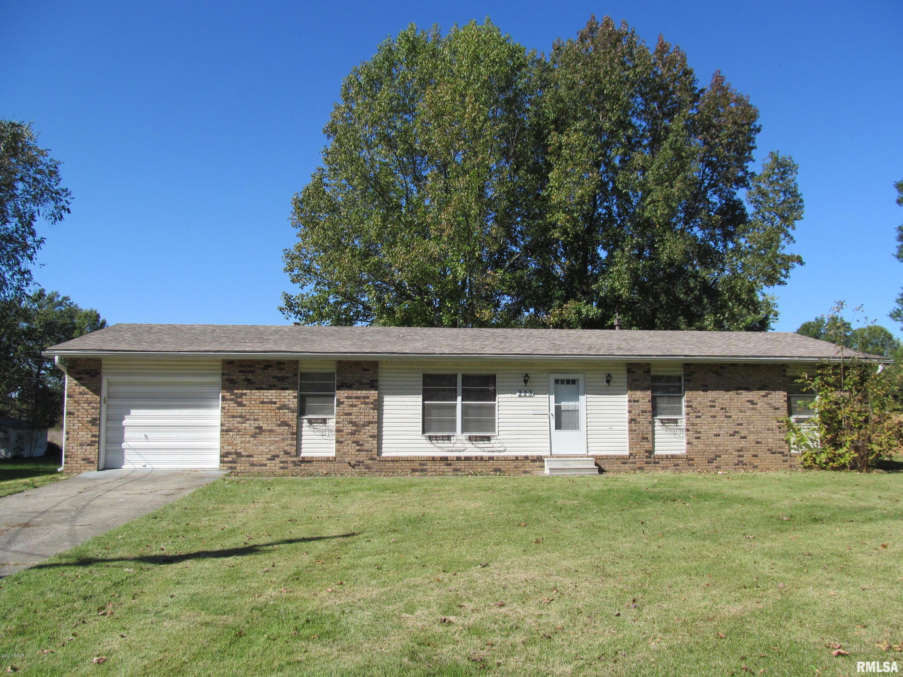 223 Liebengood Road Mount Vernon, IL 62864 - Photo 1 of 28