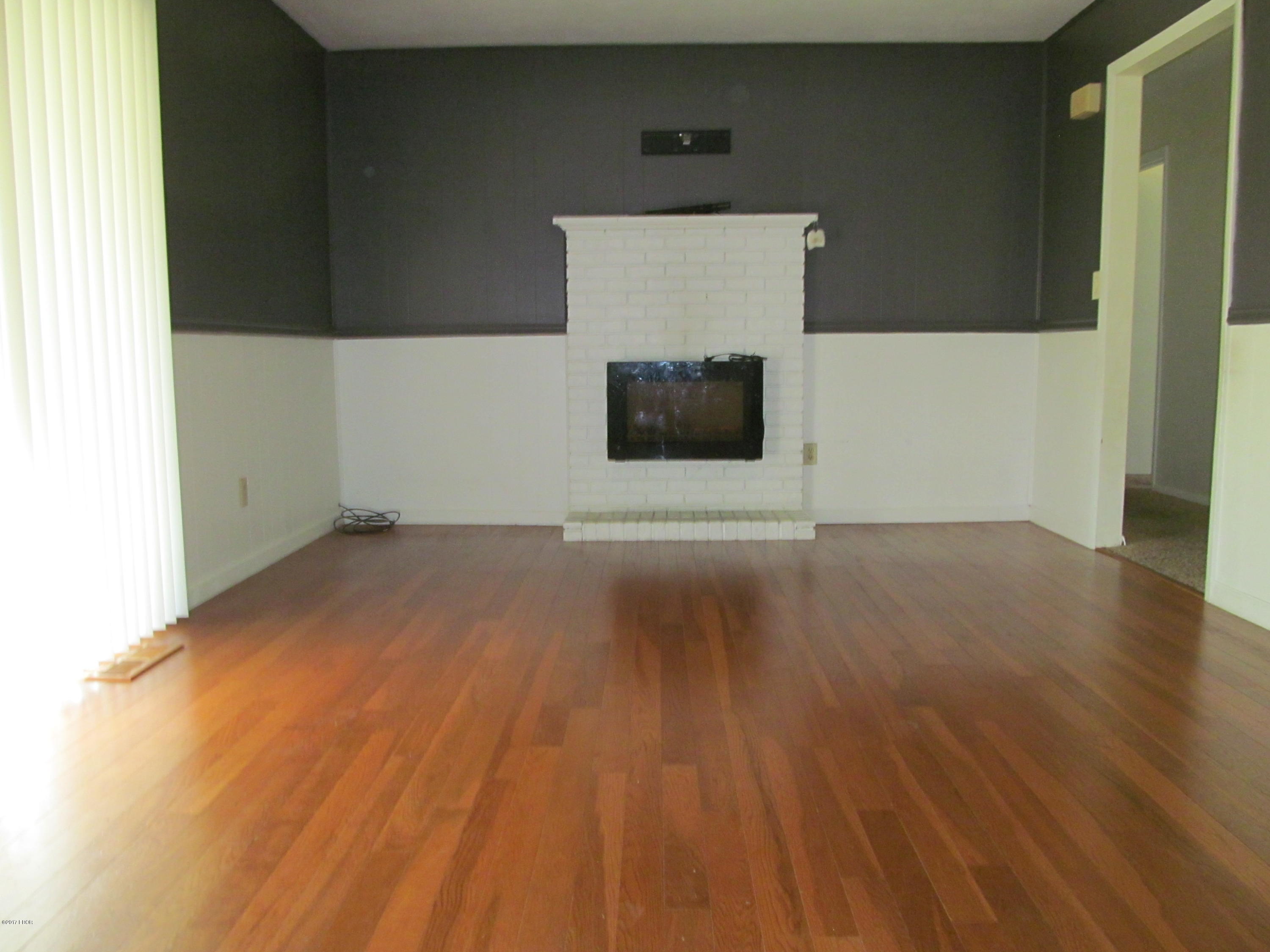 223 Liebengood Road Mount Vernon, IL 62864 - Photo 3 of 28