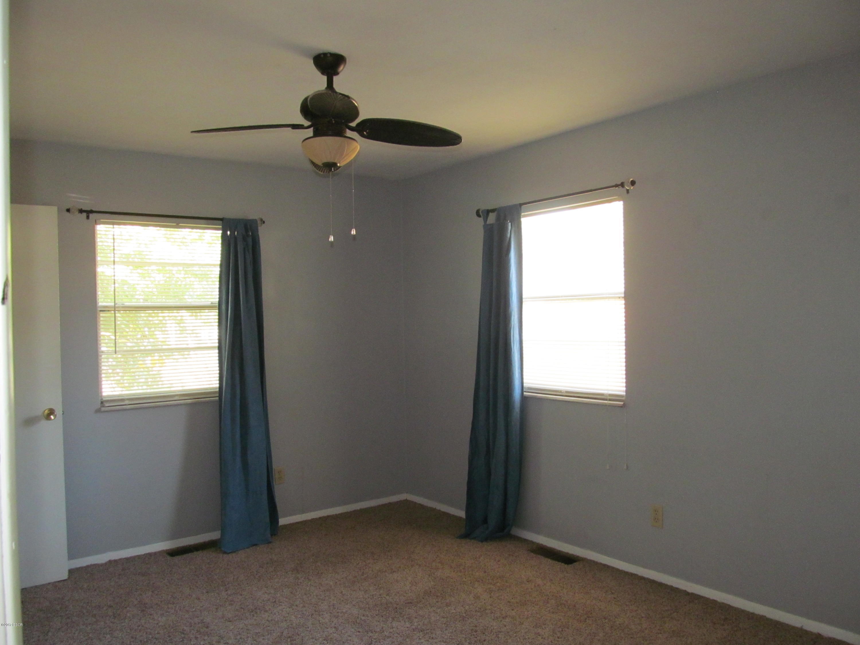 223 Liebengood Road Mount Vernon, IL 62864 - Photo 8 of 28