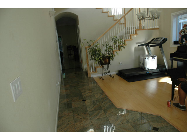 920 South Wolfe Road Sunnyvale, CA 94086 - Photo 4 of 21 Gallery Image 4