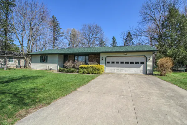 $249,900 | 17363 Mackinaw, Three Rivers, MI 49093