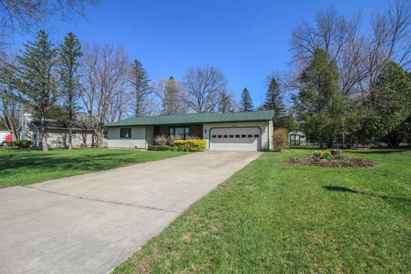 $249,900 | 17363 Mackinaw, Three Rivers, MI 49093