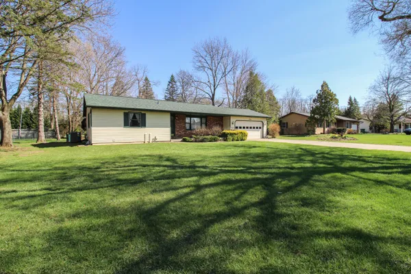 $249,900 | 17363 Mackinaw, Three Rivers, MI 49093