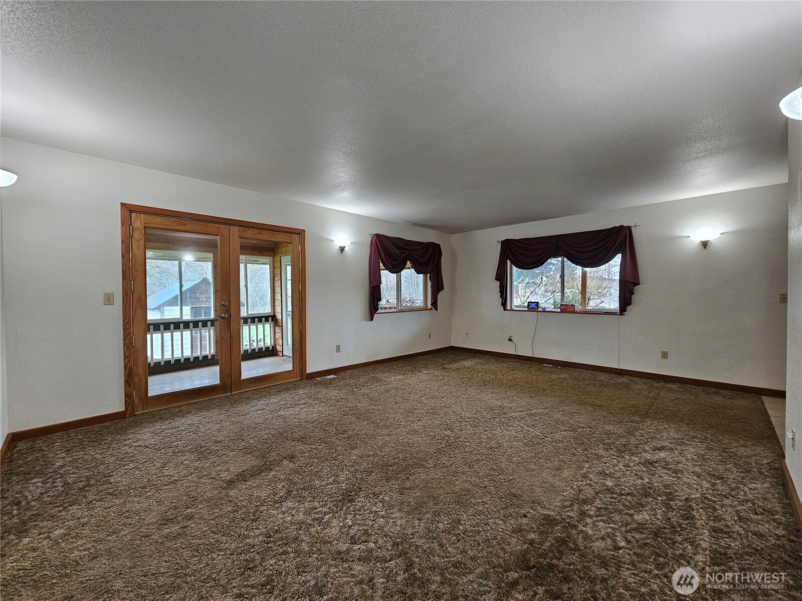 145 Oneill Road Elma, WA 98541 - Photo 14 of 40