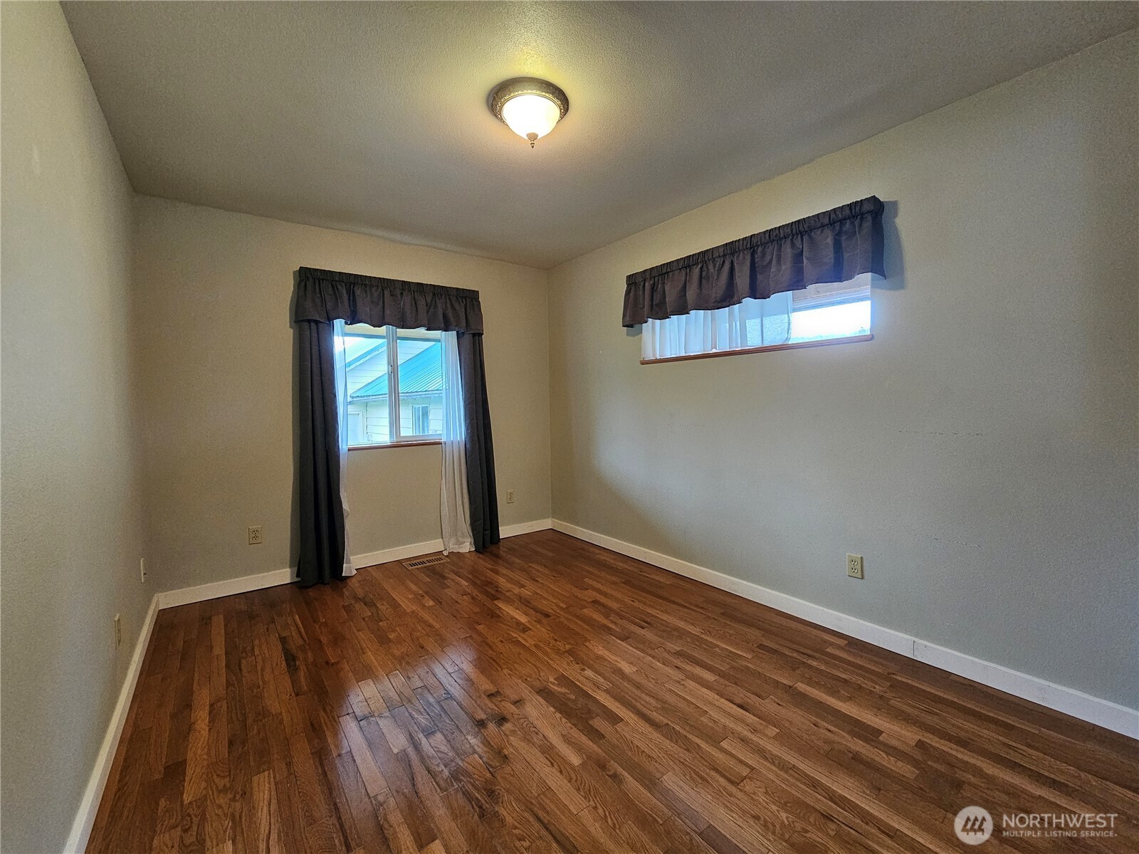 145 Oneill Road Elma, WA 98541 - Photo 18 of 40