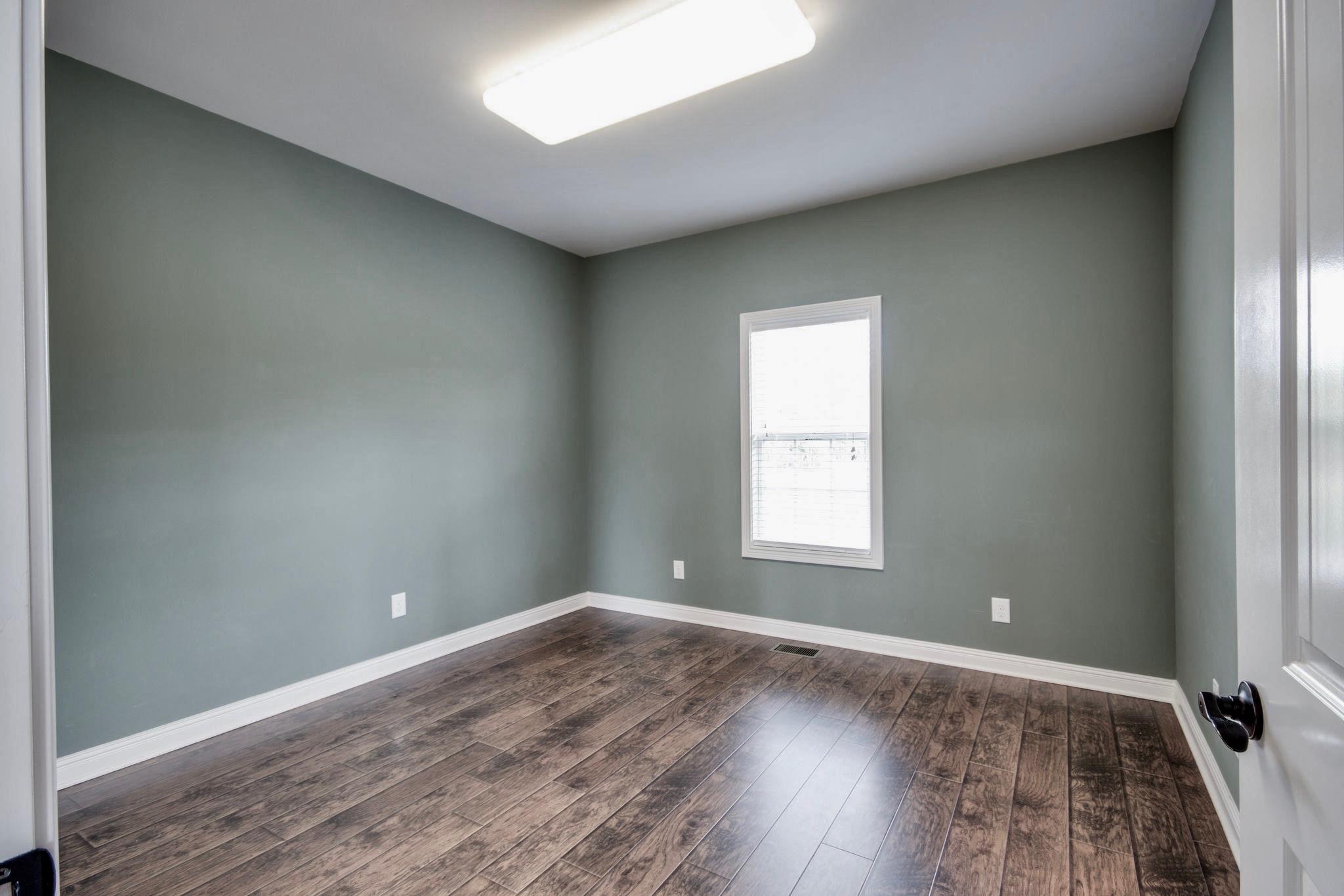 11187 South Windrow Road Rockvale, TN 37153 - Photo 10 of 26 Another very nice bedroom.