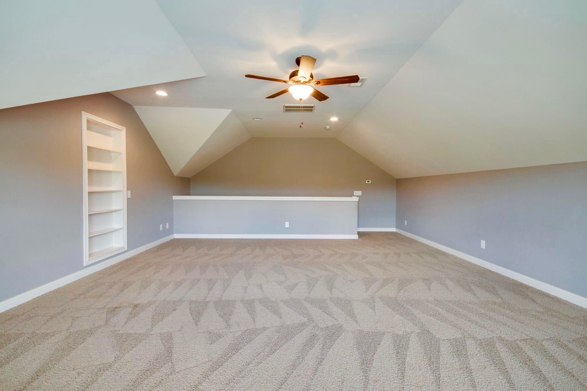 11187 South Windrow Road Rockvale, TN 37153 - Photo 18 of 26 Huge nice family room!