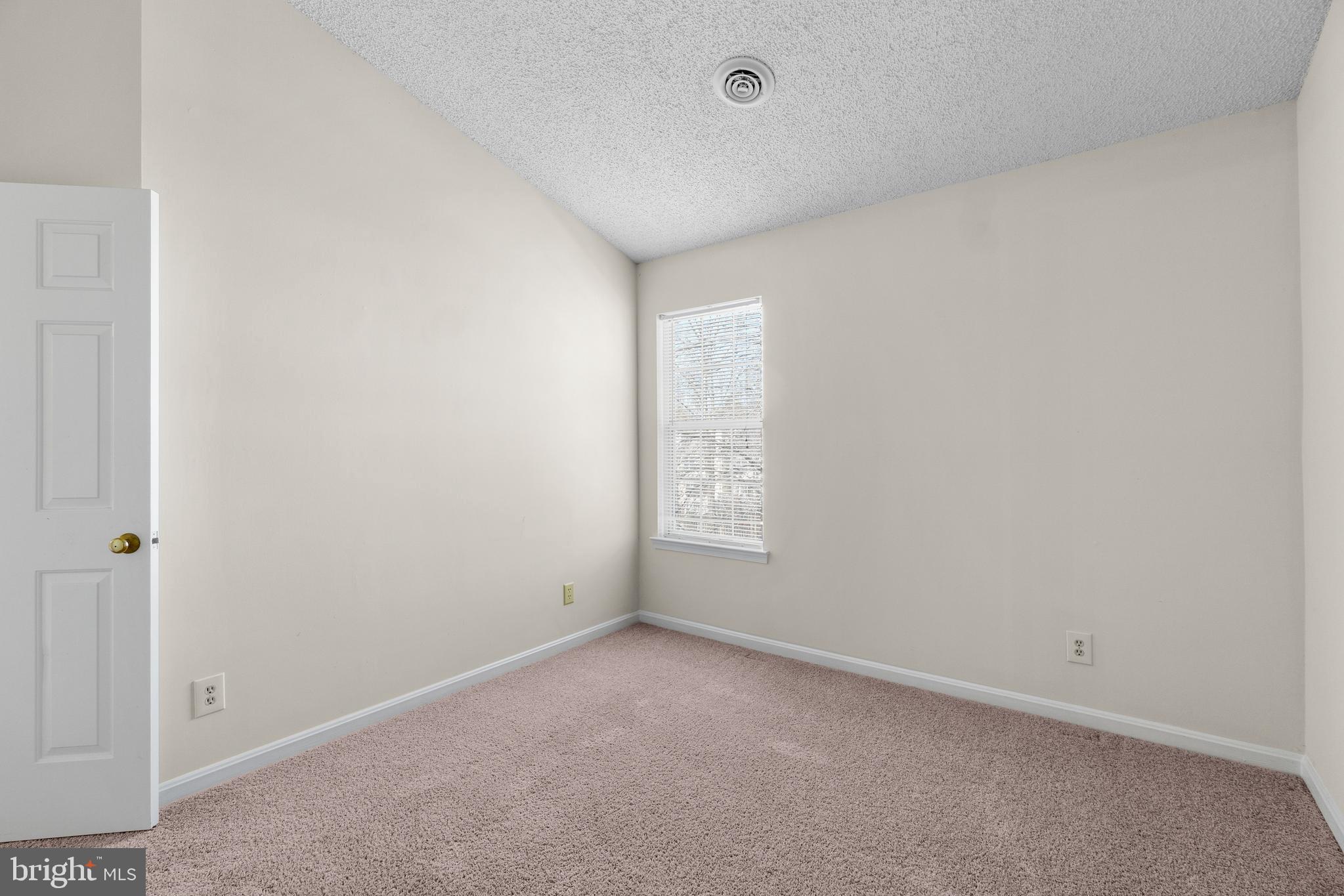 402 Rugby Road Fredericksburg, VA 22406 - Photo 22 of 36