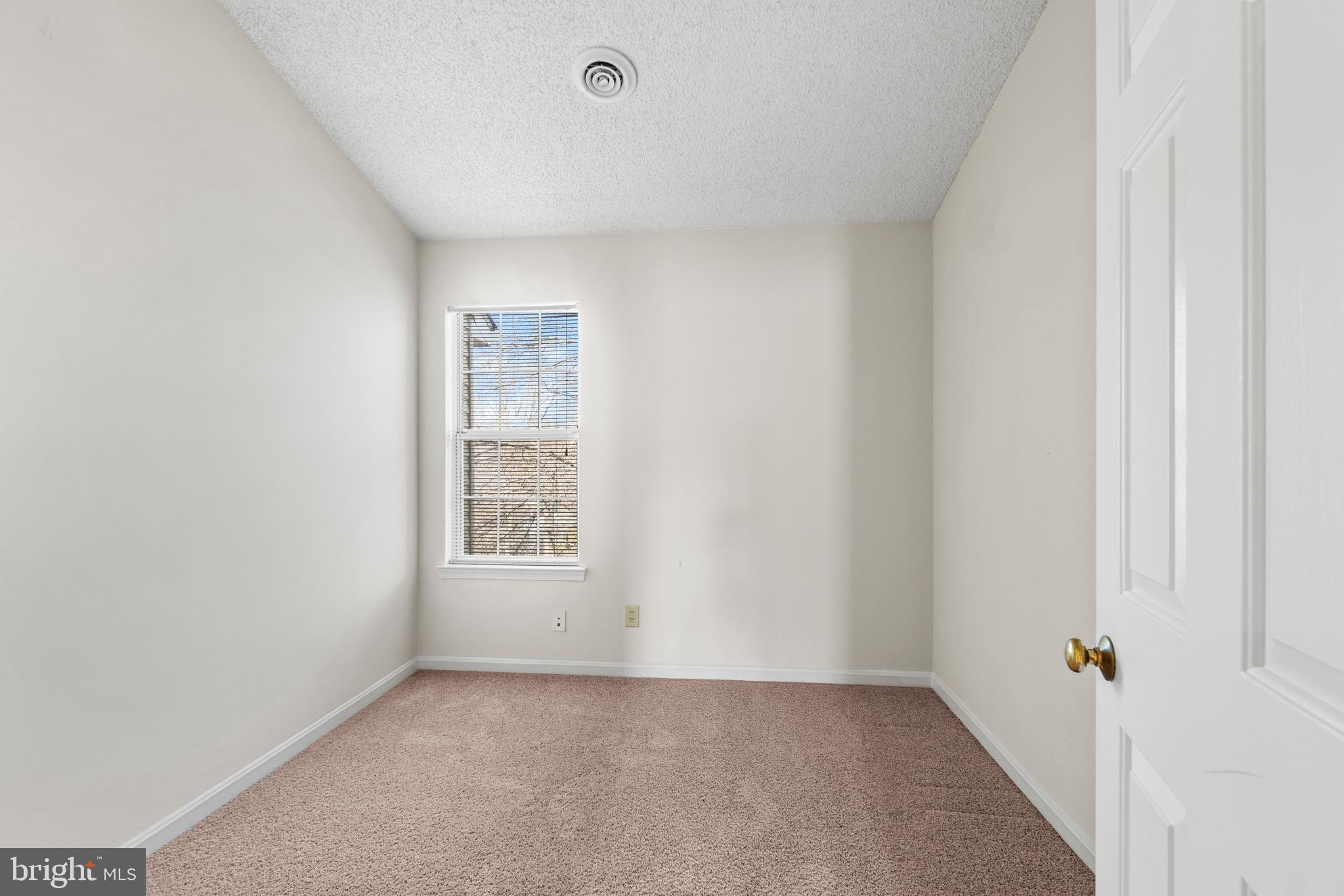 402 Rugby Road Fredericksburg, VA 22406 - Photo 24 of 36